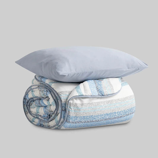 Floral winter quilt. Enjoy a cheerful and comfortable print.