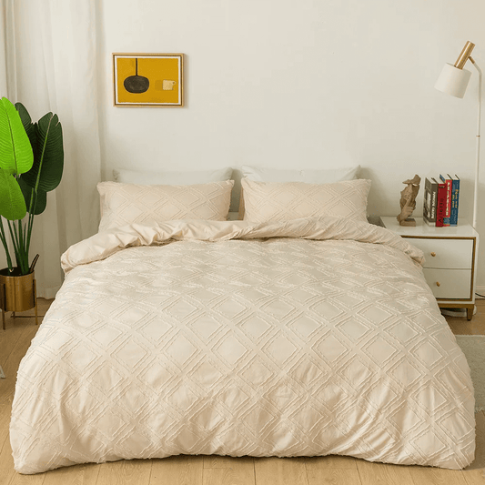 Beige duvet cover with embossed rhombuses, modern and extra soft.
