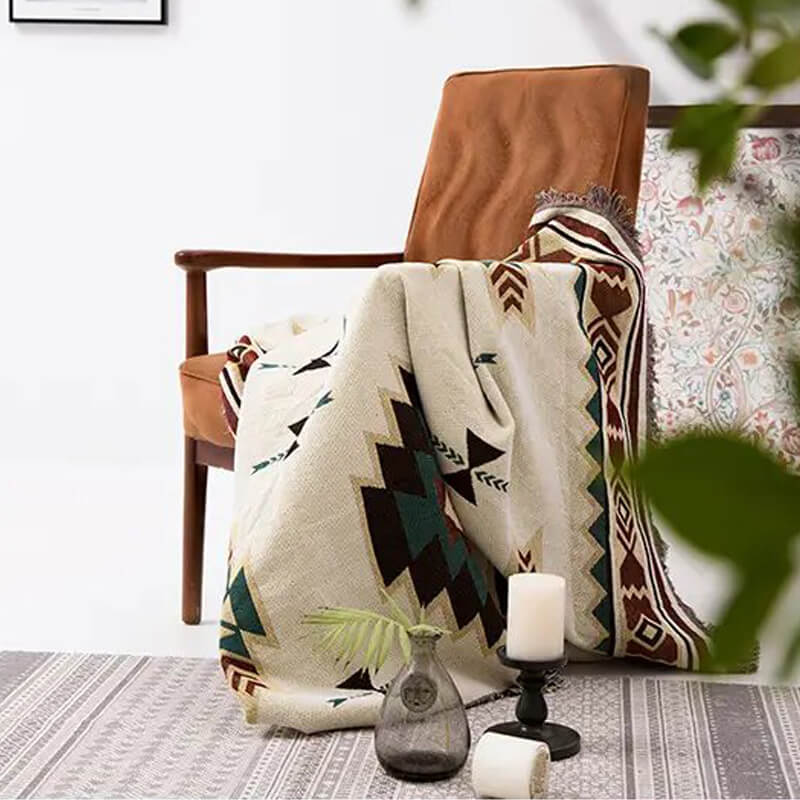 Multipurpose Quilt. Dark gray colour.