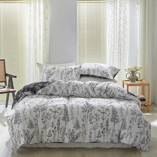 Printed duvet cover with black leaves and pale pink background, extra soft microfiber.
